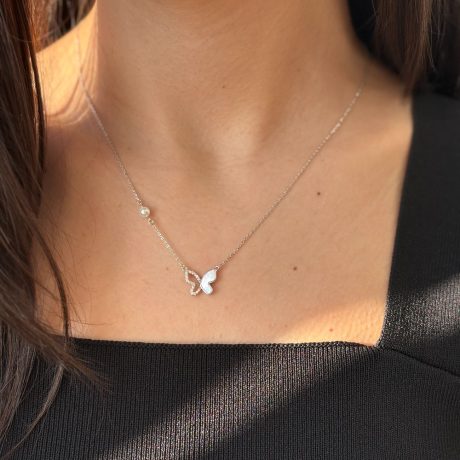 Colier argint scurt decorat cu pandantiv in forma de fluture Essentials, 01V01-Y2065, Oxette Romania