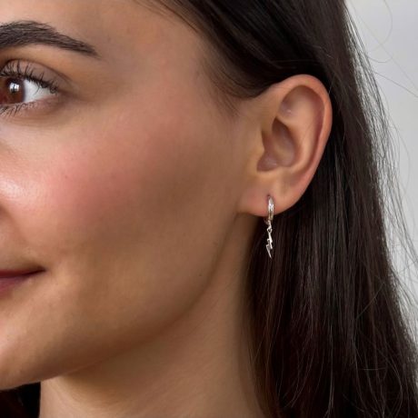 Cercei argint rotunzi decorati cu fulger Essentials, 03V01-J4341, Oxette Romania