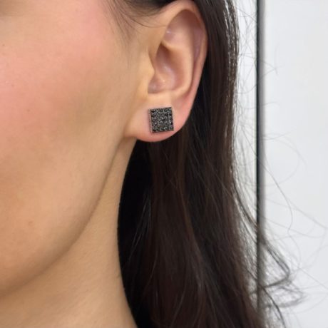 Cercei argint cu surub patrati decorati cu cristale zirconia negre Essentials, 03V01-Y4009, Oxette Romania